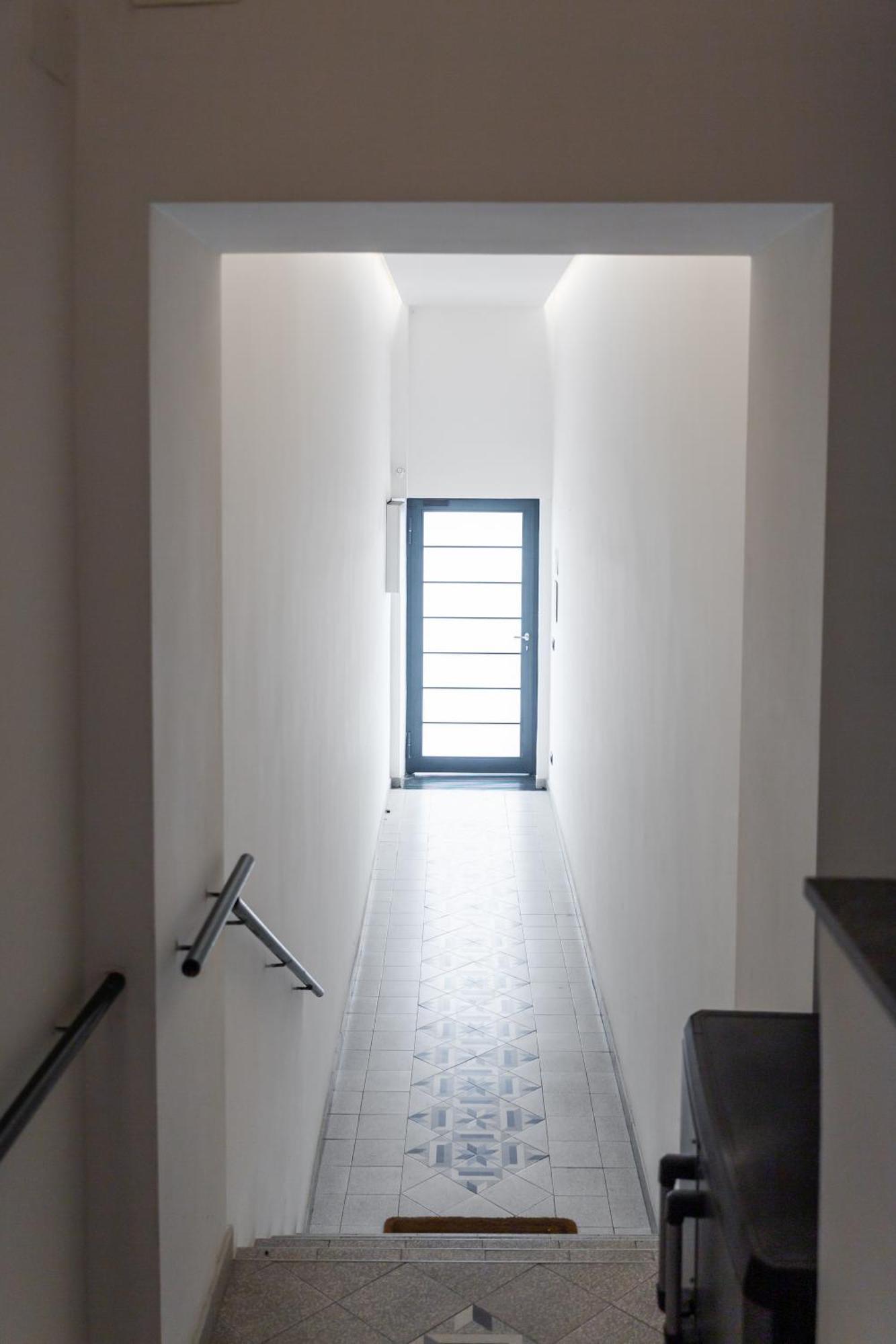 Archihouse Suites Неаполь Экстерьер фото