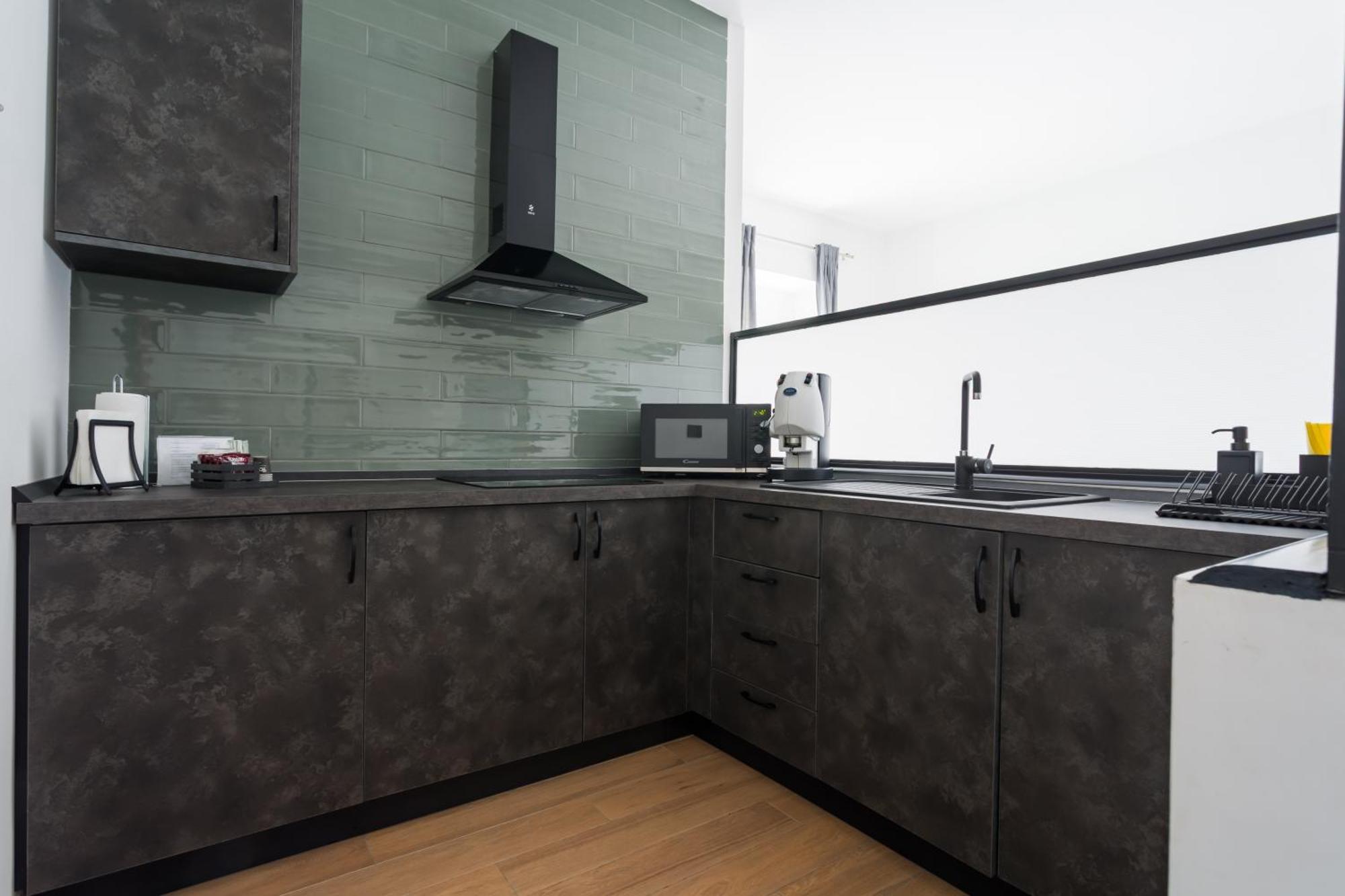 Archihouse Suites Неаполь Экстерьер фото